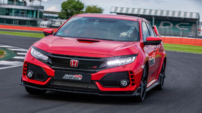 Το Silverstone υποκλίθηκε στο Civic Type R